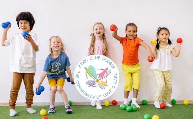 COVER_Kiddy Club Houses